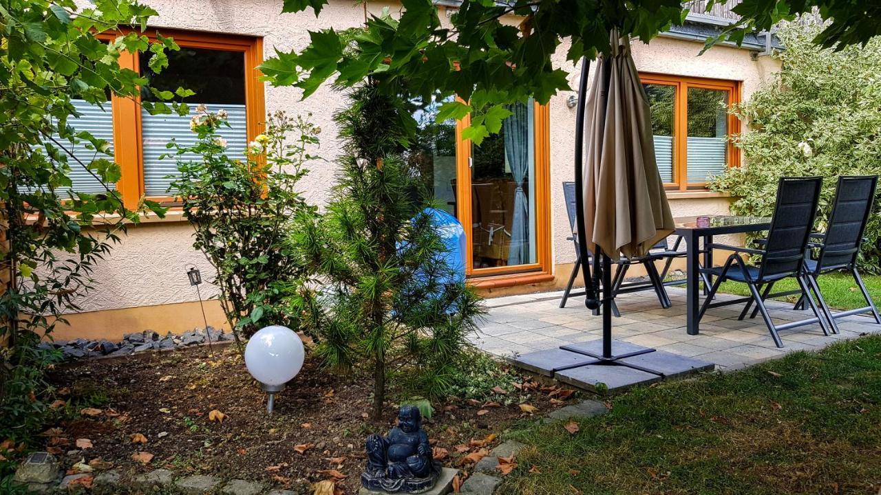 Ferienwohnung Reuscher, Trier-Newel ภายนอก รูปภาพ